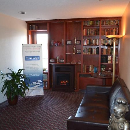 Travelodge Inn & Suites By Wyndham Muscatine Esterno foto